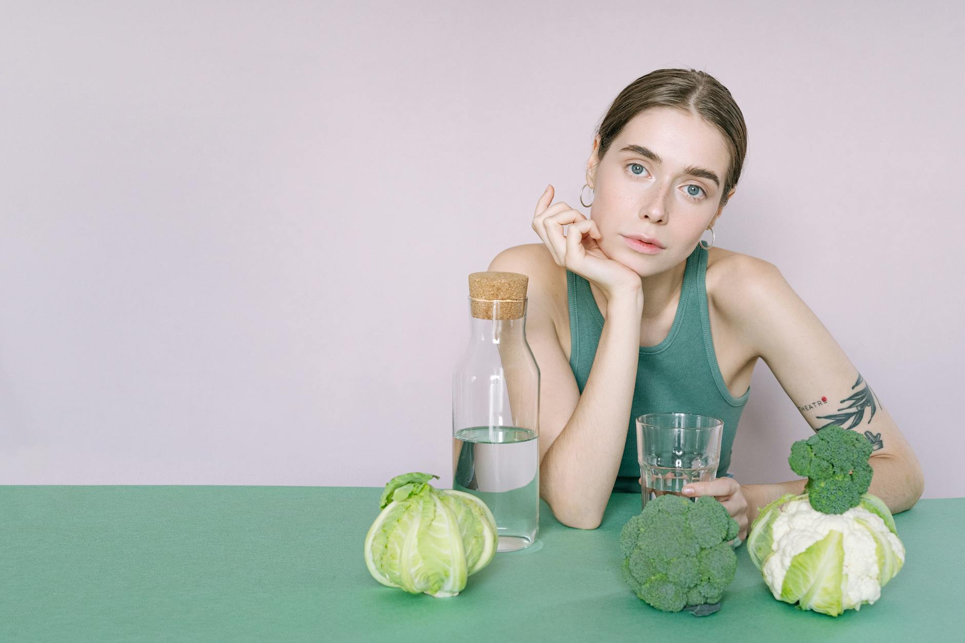 Gambar cara detox tubuh secara alami di rumah dengan menggunakan bahan alami dan ramuan tradisional untuk membersihkan tubuh dari racun dan meningkatkan kesehatan secara keseluruhan.