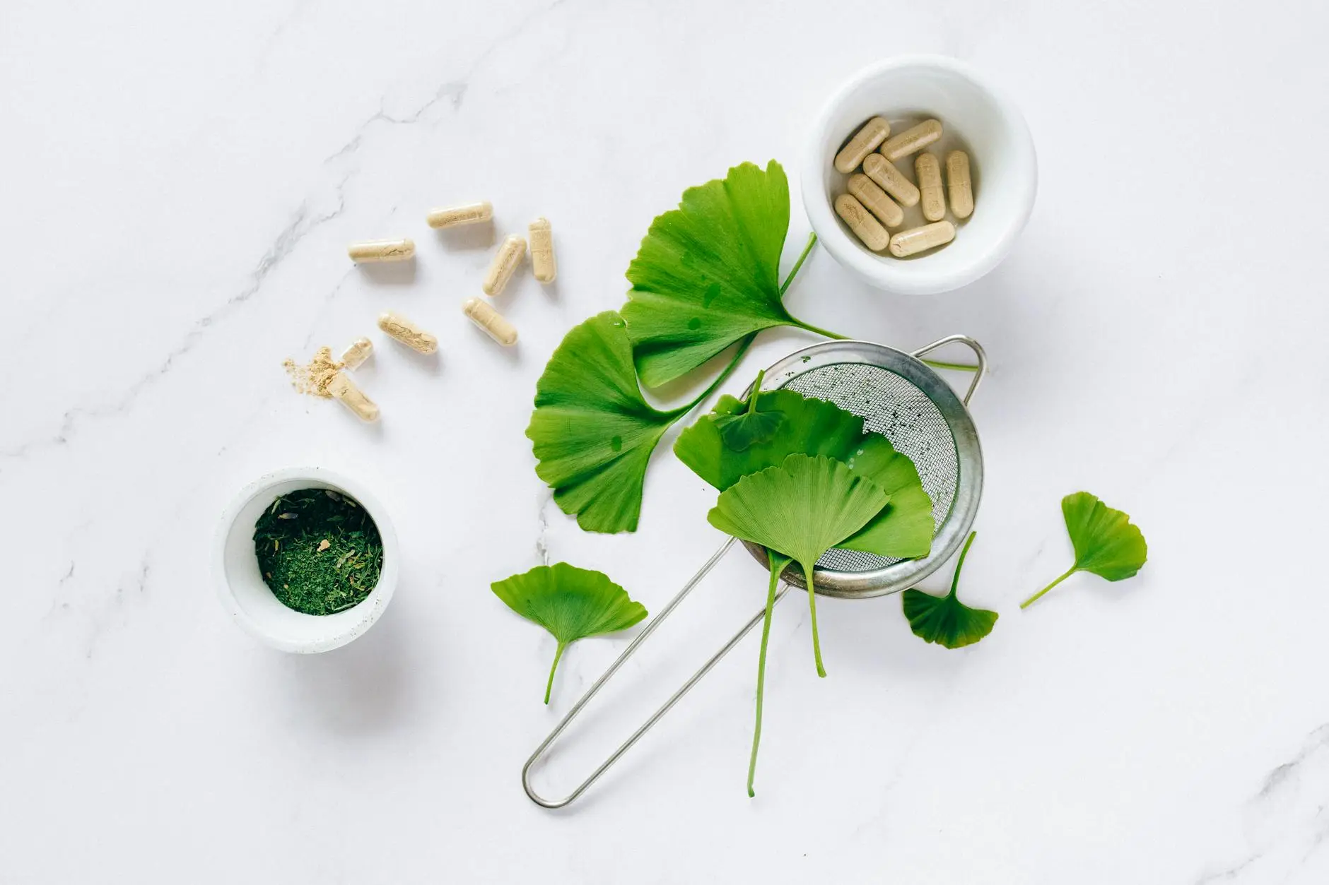 Gambar obat herbal alami yang membantu menjaga keseimbangan metabolisme tubuh untuk meningkatkan kesehatan dan kebugaran sehari-hari